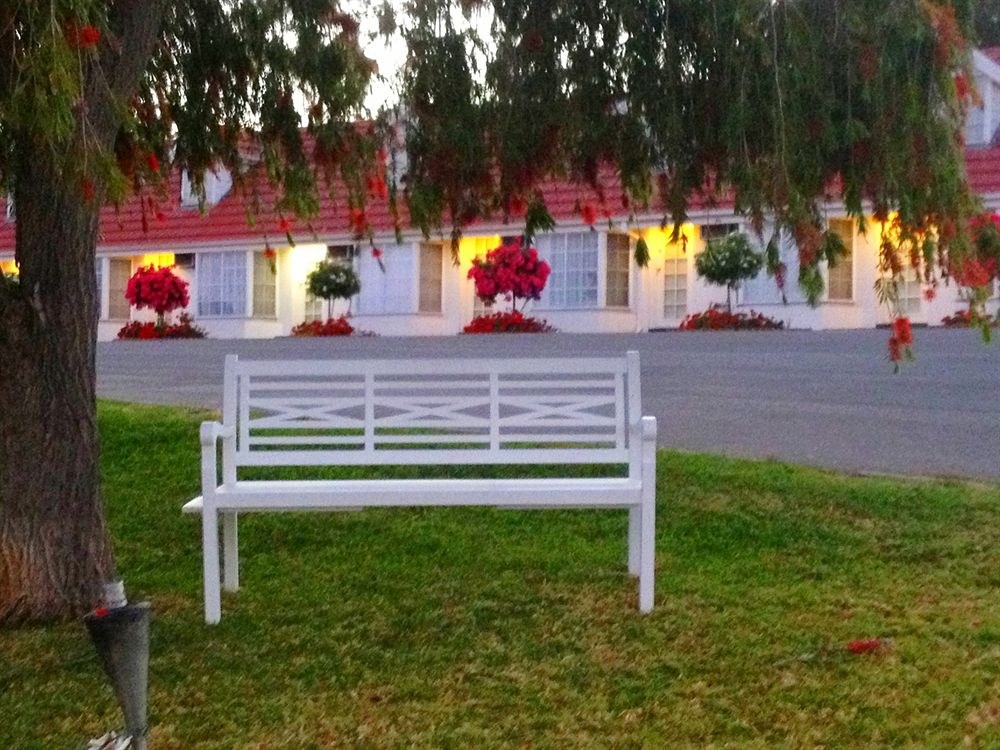 CLARE VALLEY MOTEL photo 1