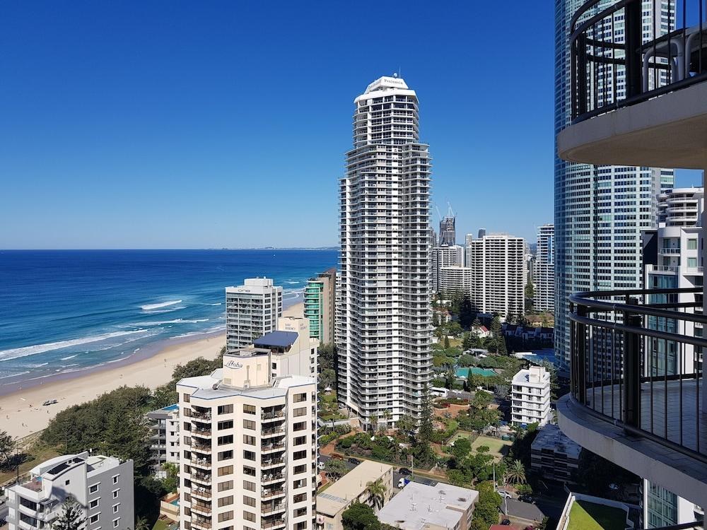 Beachcomber Resort Surfers Paradise photo 2