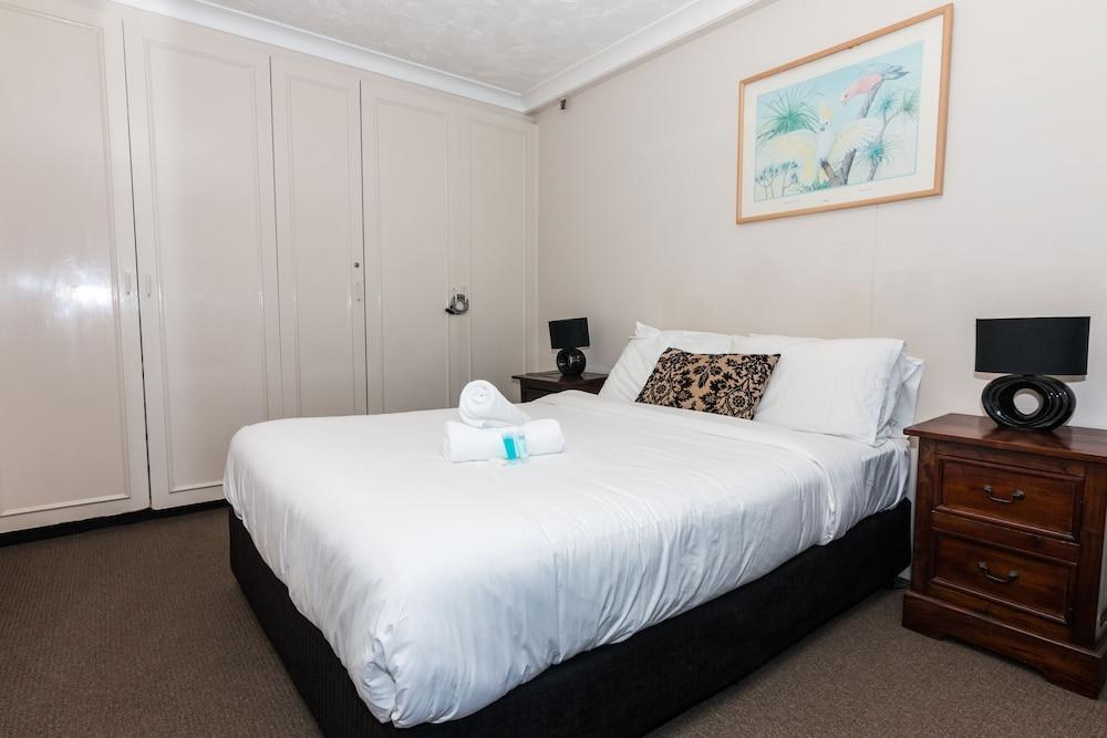 Beachcomber Resort Surfers Paradise photo 3