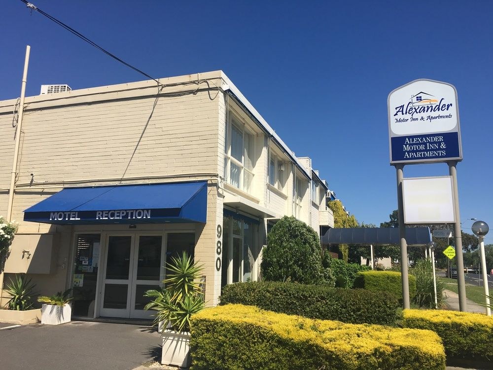 Alexander Motor Inn & Apartments