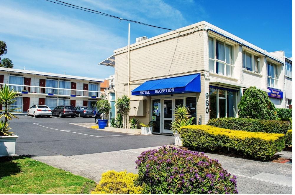 Alexander Motor Inn & Apartments photo 3