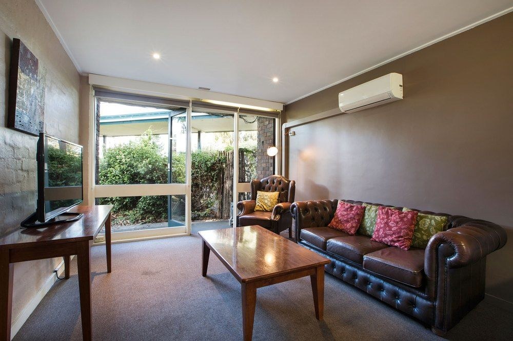 Burvale Hotel