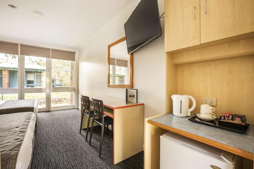 Burvale Hotel photo 4