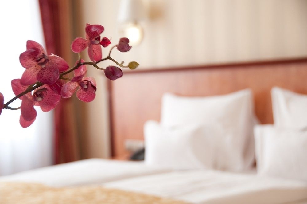 OPERA SUITES photo 2