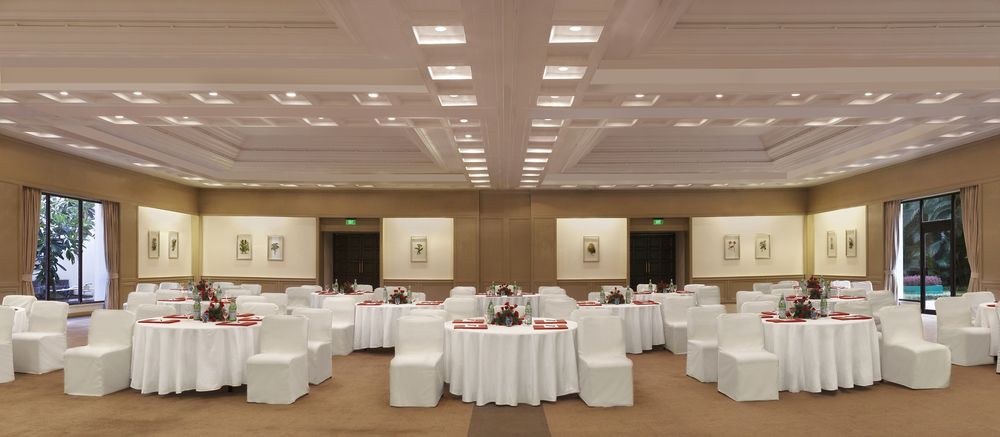 TRIDENT HOTEL