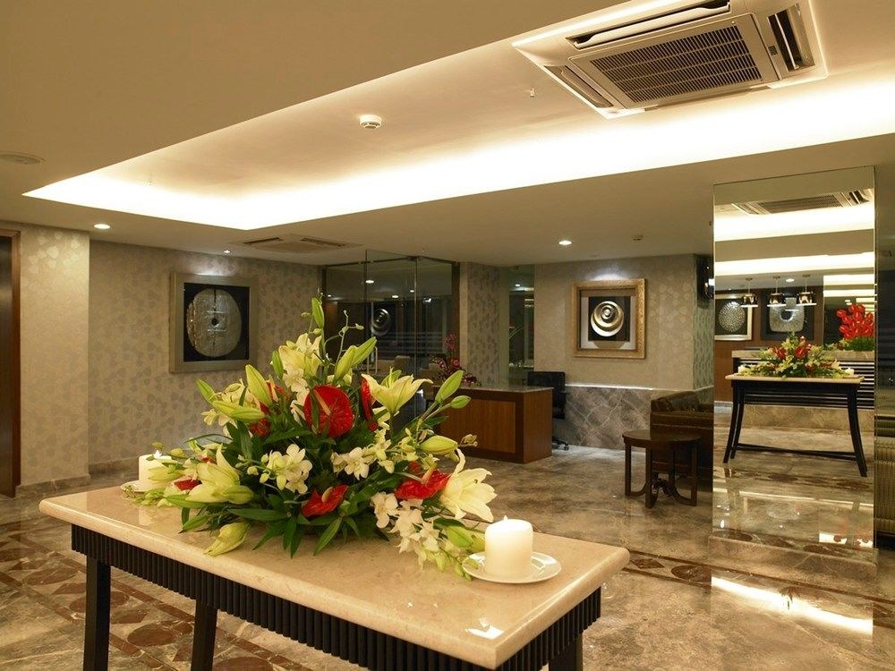ROYAL ORCHID SUITES