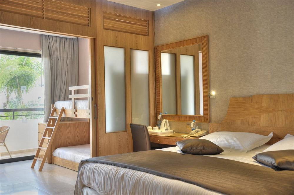 Adams Beach Hotel & Spa