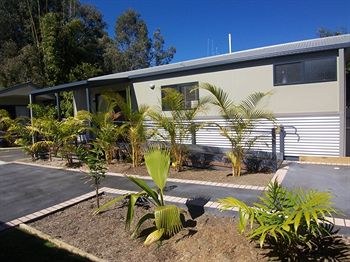 FRASER LODGE RESORT - CAMPGROUND photo 2