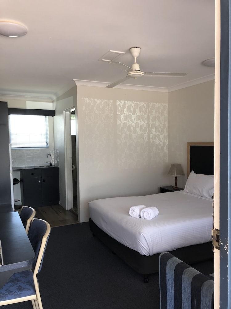HERVEY BAY MOTEL photo 1