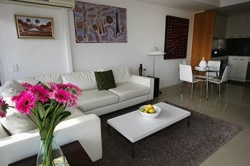 DOCKLANDS PRIVATE COLLECTION OF APARTMENTS - NEWQUAY photo 3
