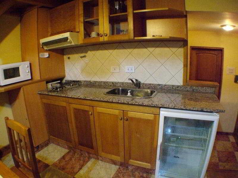 LINDA VISTA APART photo 4