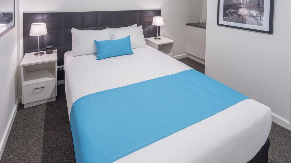 COMFORT INN MANHATTAN