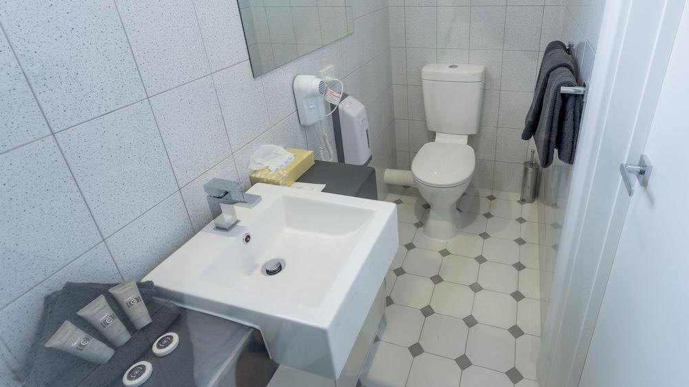 COMFORT INN MANHATTAN photo 3