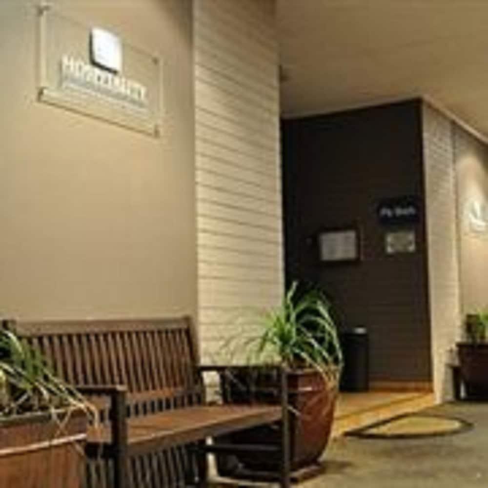 HOSPITALITY INN PORT HEDLAND photo 2