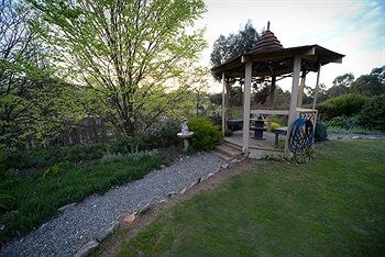 RIESLING TRAIL AND CLARE VALLEY COTTAGES photo 1