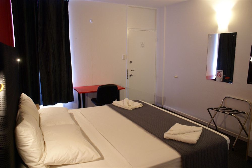 DARWIN POINCIANA INN photo 1
