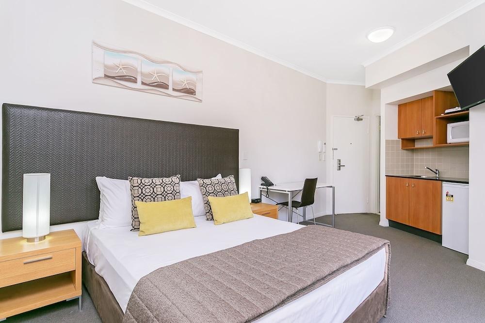 Mantra Coolangatta Beach Hotel photo 4