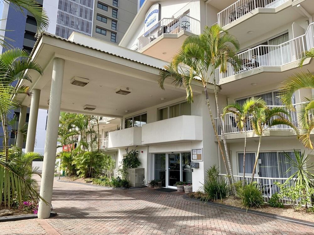 Outrigger Resort Burleigh photo 4