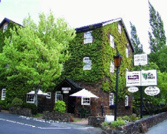 LEISURE INN PENNY ROYAL HOTEL AND APARTMENTS