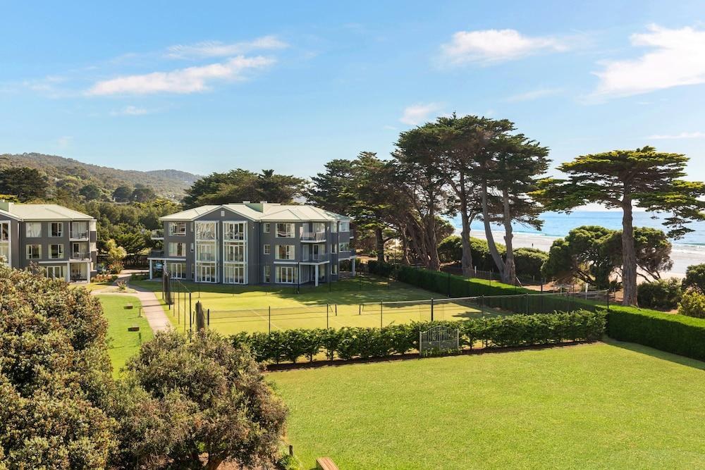 MANTRA LORNE photo 3