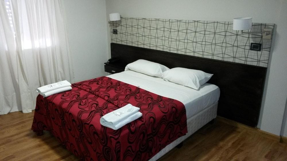 TUCUMAN PALACE photo 3