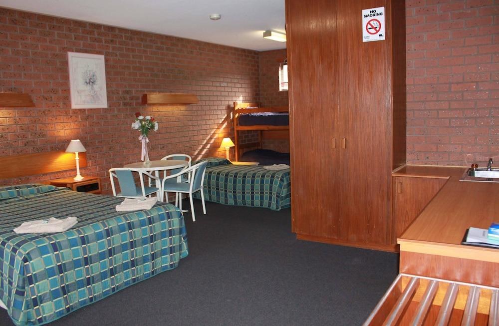 MELALEUCA LODGE photo 2