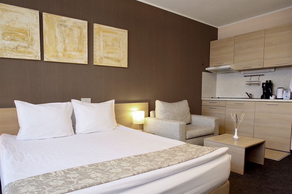 LUCKY BANSKO APARTHOTEL photo 1