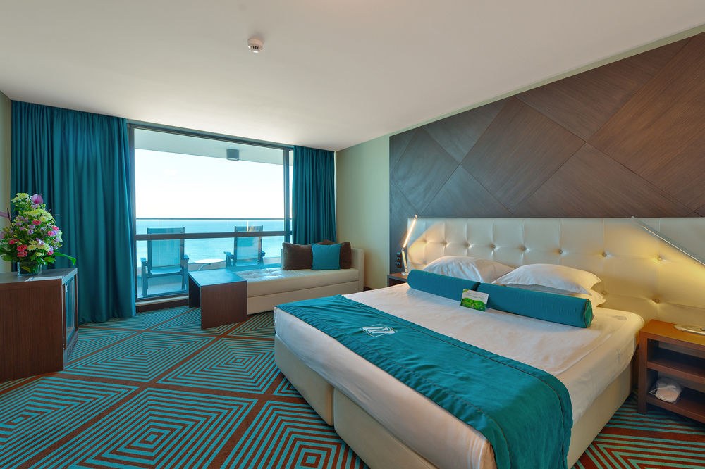 INTERNATIONAL HOTEL CASINO & TOWER SUITES photo 1