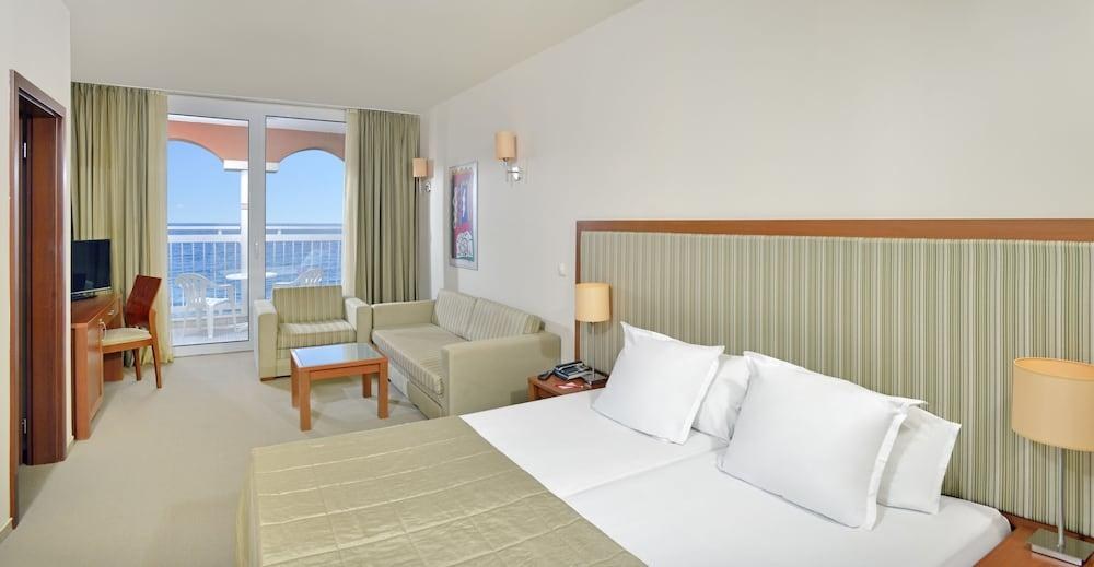 SOL LUNA BAY RESORT photo 4