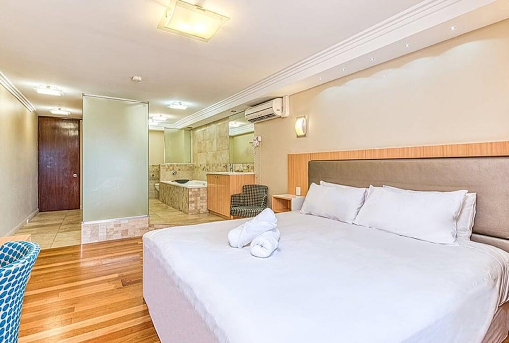 Indian Ocean Hotel photo 3