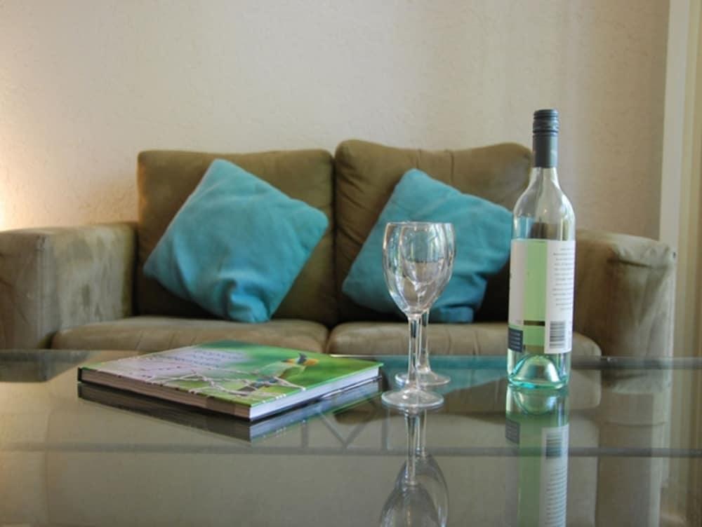 Port Douglas Retreat photo 4