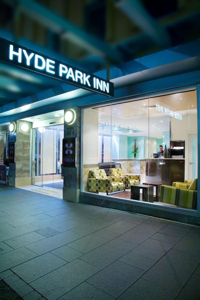 HYDE PARK INN photo 4