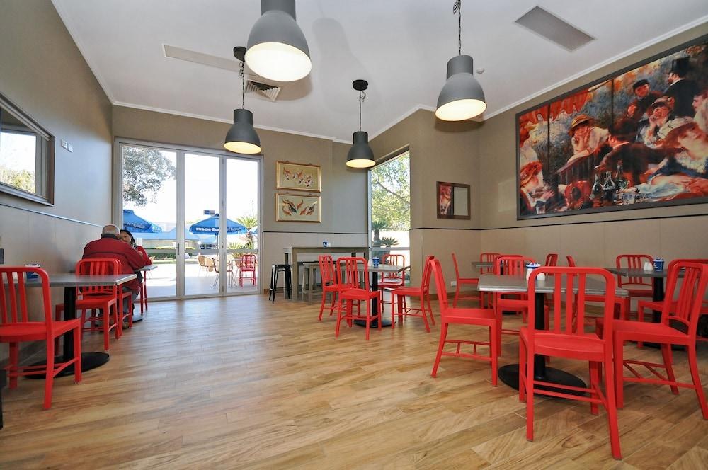 LAGUNA APARTMENTS photo 4