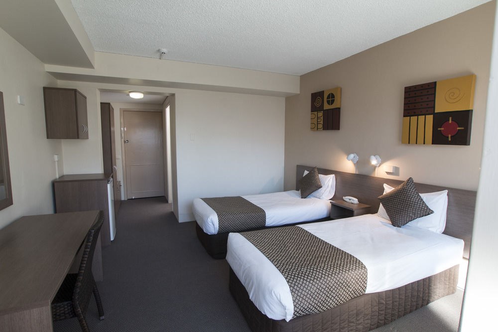 METROPOLITAN MOTOR INN photo 1