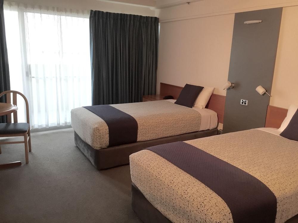 BEST WESTERN PLUS LORD FORREST photo 2