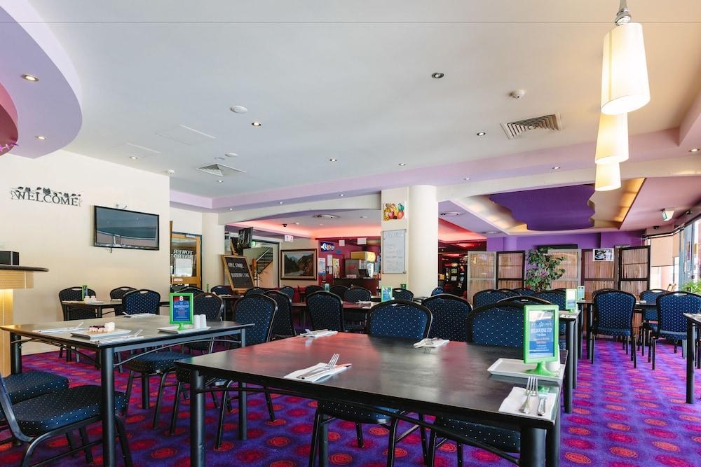 SPRINGWOOD TOWER APARTMENT HOTEL photo 2