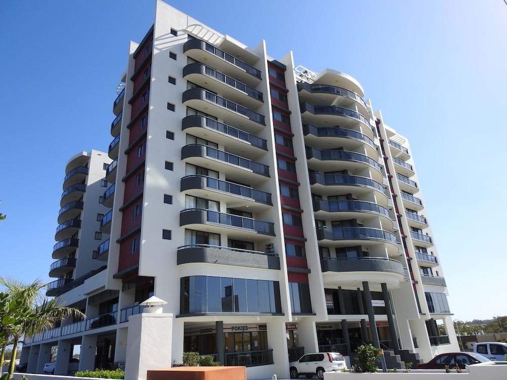 SPRINGWOOD TOWER APARTMENT HOTEL photo 3
