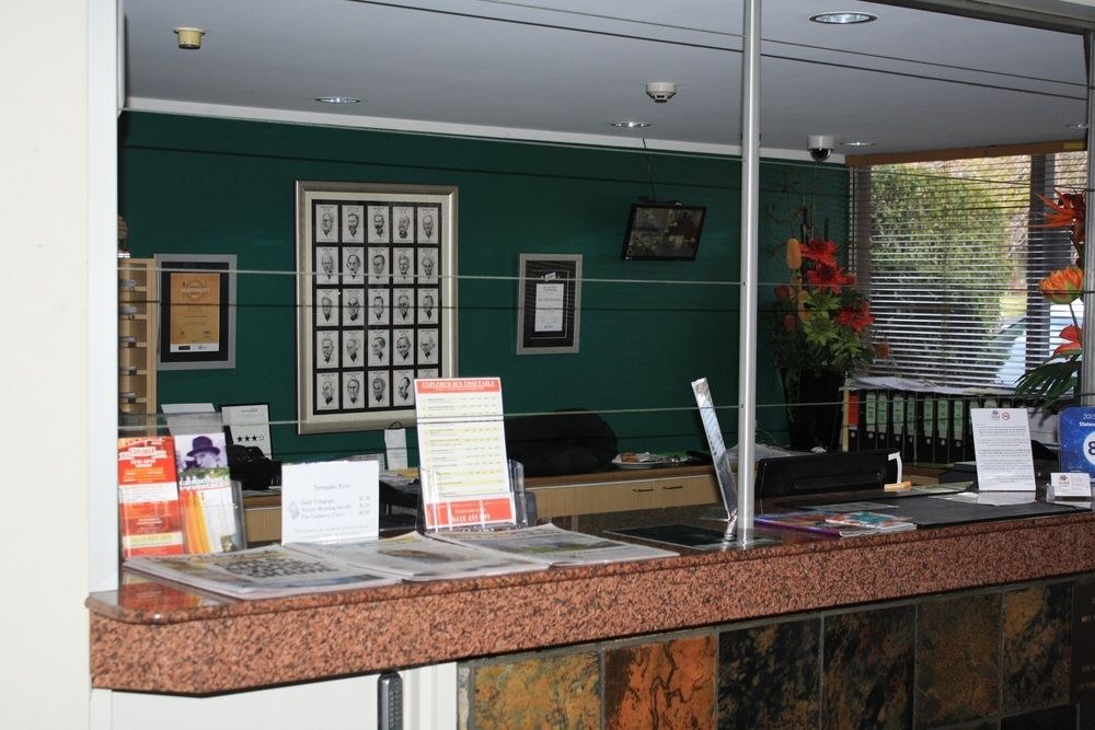 STATESMAN HOTEL photo 1