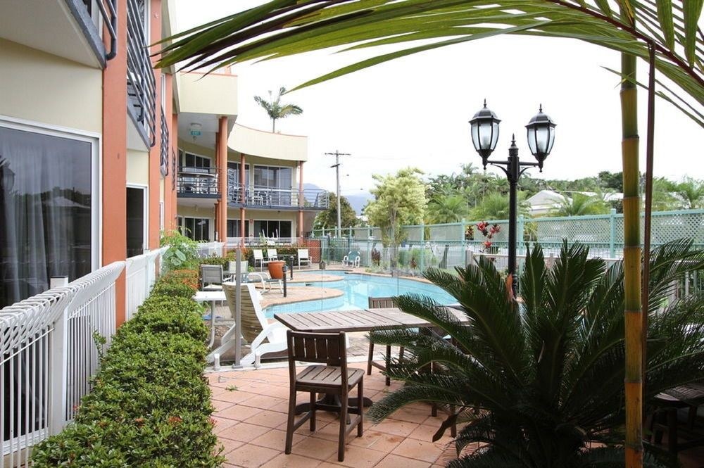 TROPICAL QUEENSLANDER photo 1