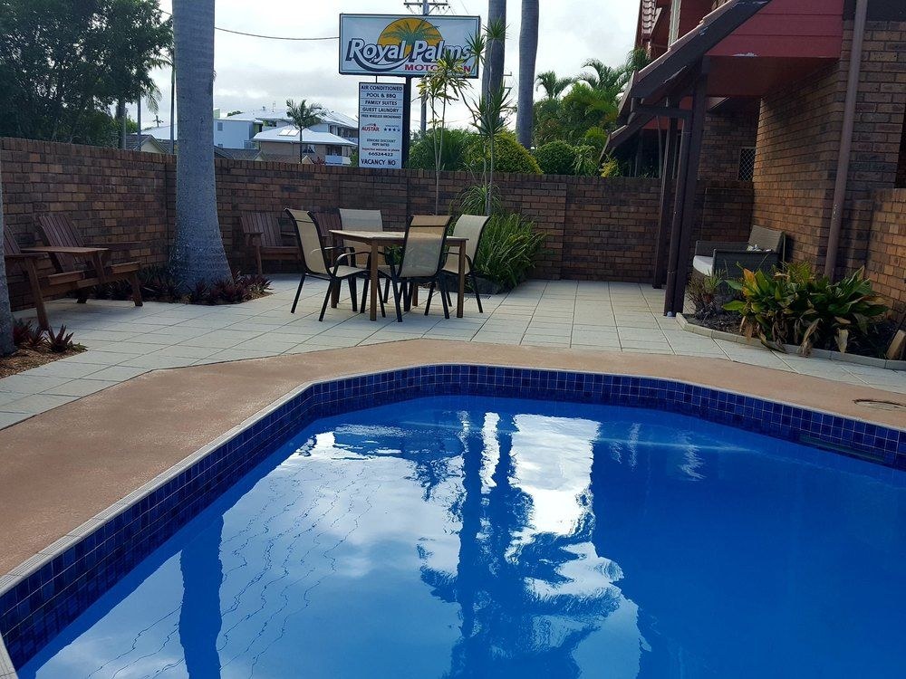 ROYAL PALMS MOTOR INN