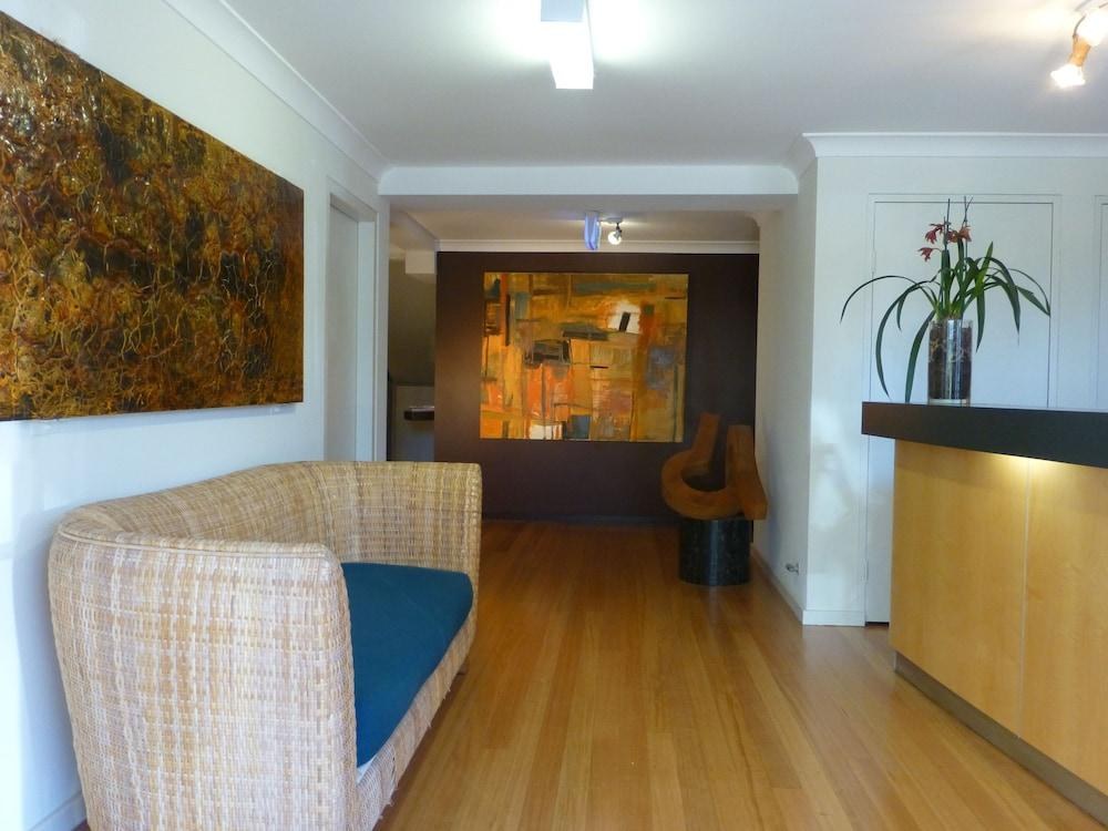 PARK RIDGE RETREAT photo 3