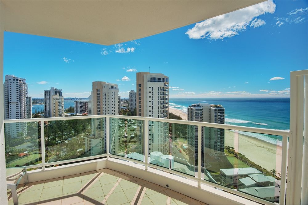 Pacific Views Resort photo 1