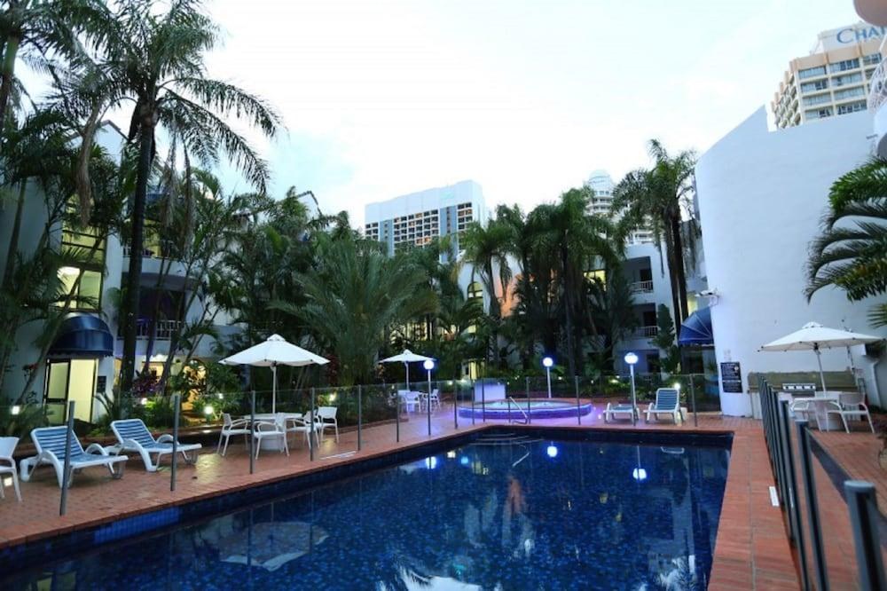 ST TROPEZ APARTMENTS photo 4