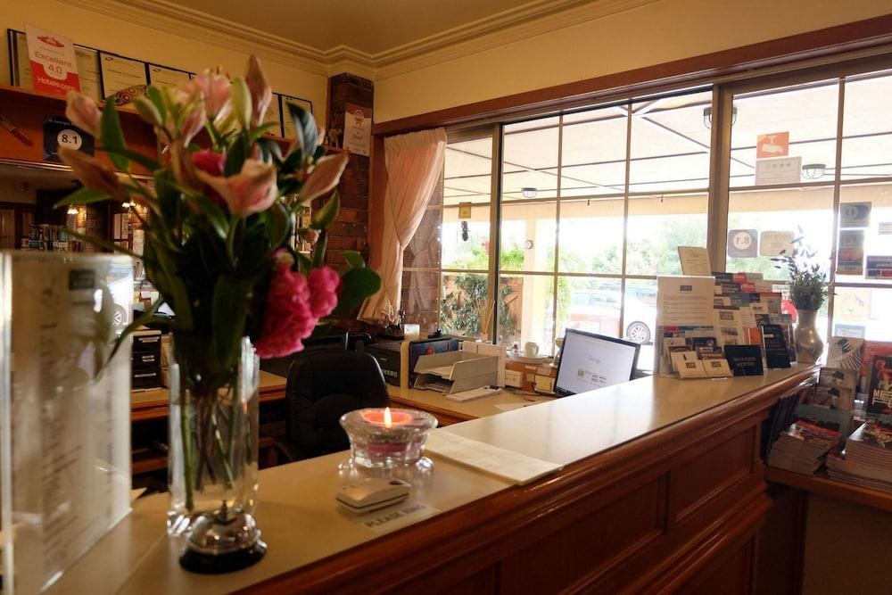 ST GEORGES MOTOR INN photo 2