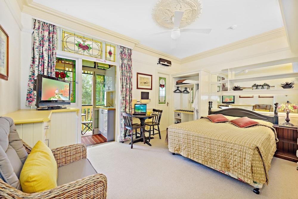 The Charrington Hotel of Chatswood photo 3