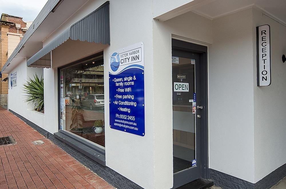 Victor Harbor City Inn photo 3