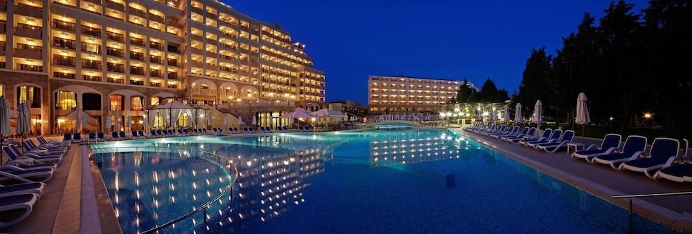 SOL NESSEBAR PALACE photo 3