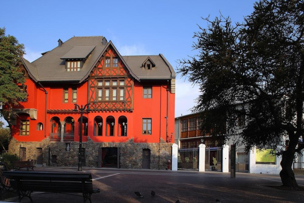 BOUTIQUE CASTILLO ROJO photo 3
