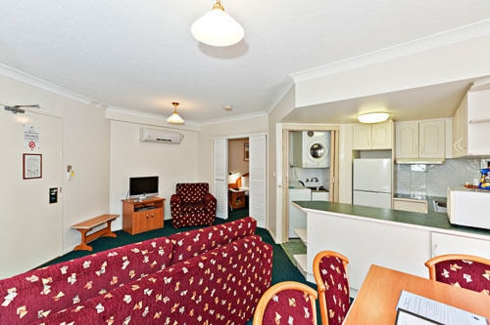 PEGASUS MOTOR INN AND SERVICED APARTMENTS photo 1