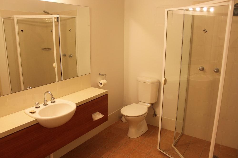 Ramada Encore by Wyndham Belconnen Canberra photo 4